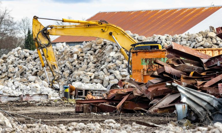 Construction Waste: The Hidden Cost of Traditional Building and the Modular Solution